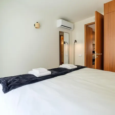 Apartamento The Pharmacia Loft 3 *